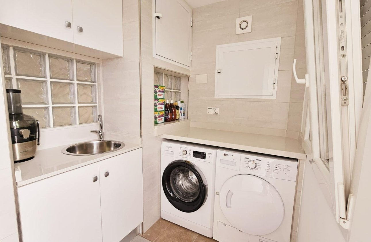 Revente - Dúplex -
Torrevieja - La Siesta