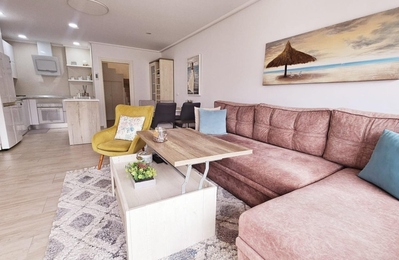 Revente - Dúplex -
Torrevieja - La Siesta