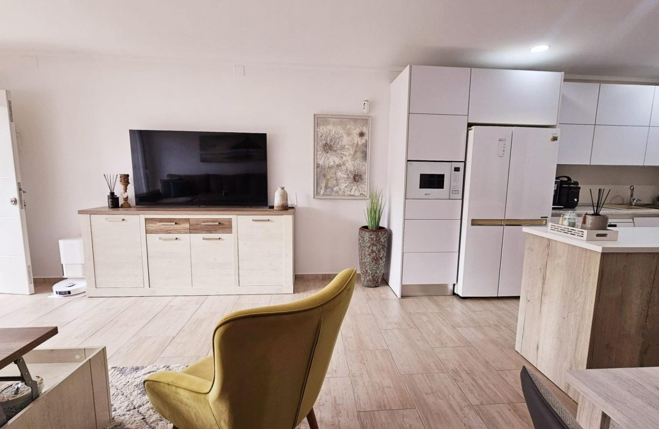 Revente - Dúplex -
Torrevieja - La Siesta