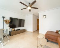 Revente - Dúplex -
Torrevieja - Playa De Los Naufragos