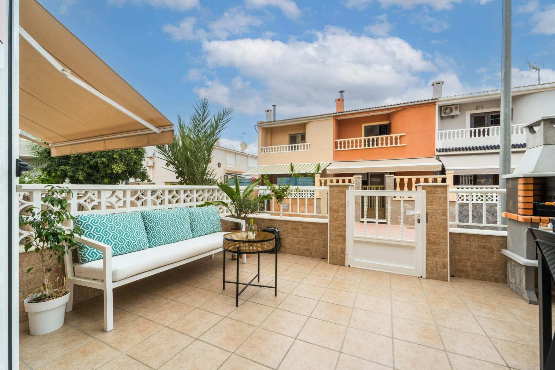 Revente - Dúplex -
Torrevieja - Playa De Los Naufragos