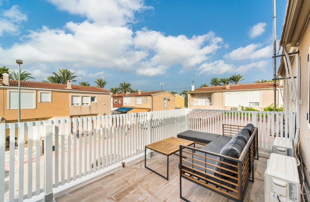 Revente - Dúplex -
Torrevieja - Playa De Los Naufragos