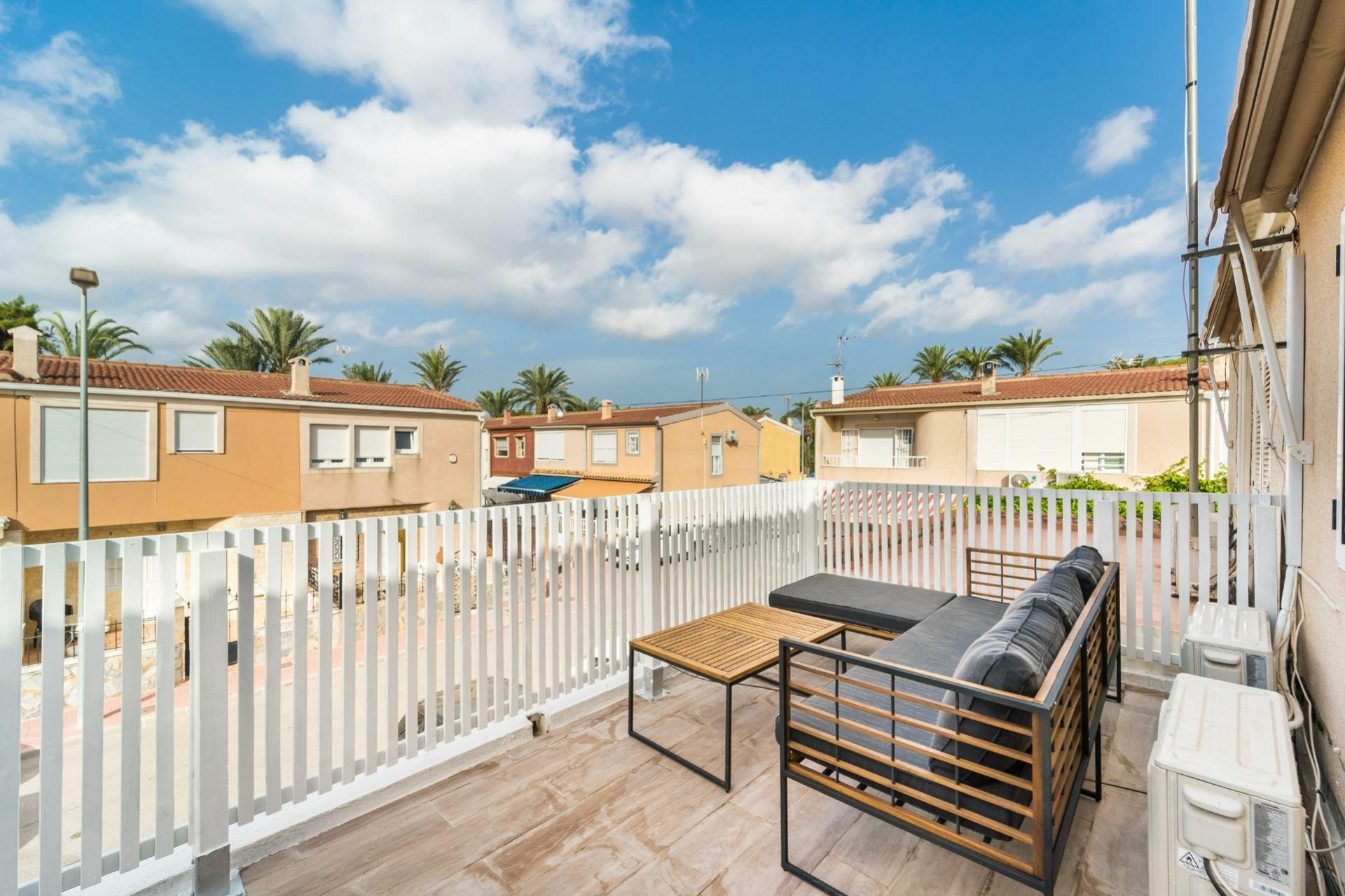 Revente - Dúplex -
Torrevieja - Playa De Los Naufragos
