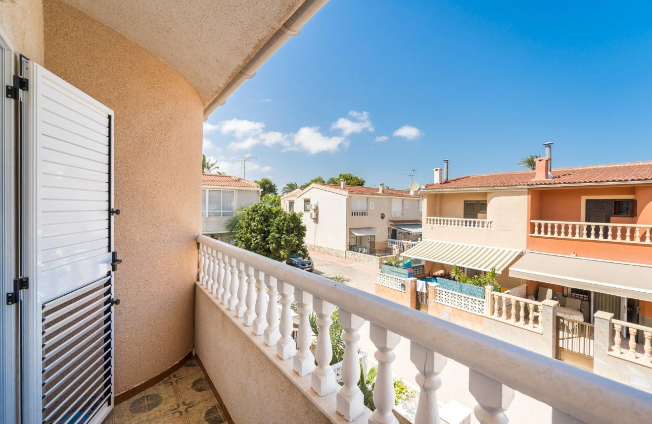 Revente - Dúplex -
Torrevieja - Playa De Los Naufragos
