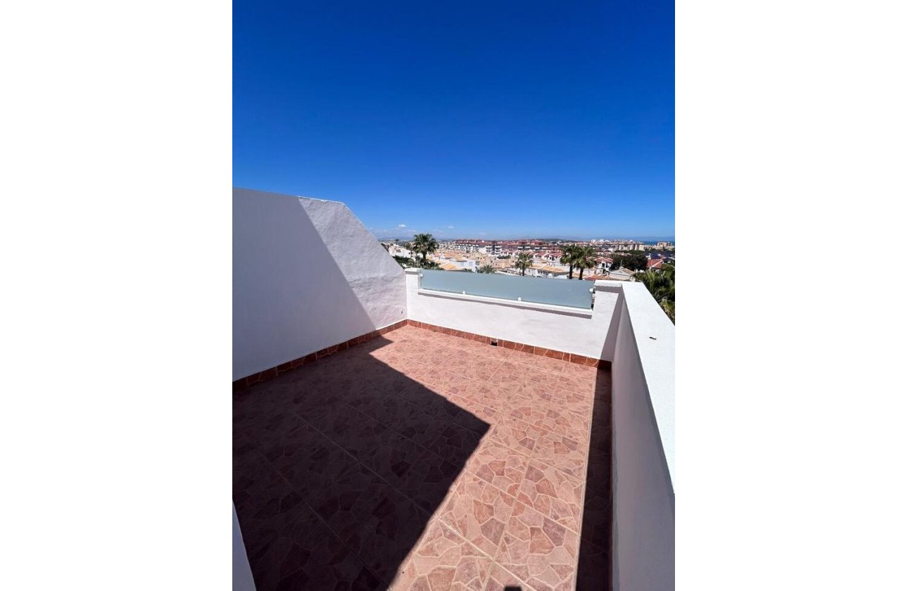 Revente - Dúplex -
Torrevieja - Torreblanca