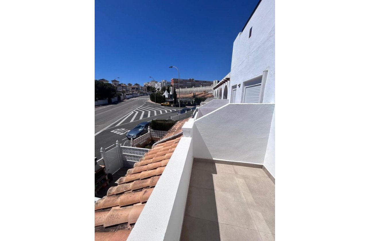 Revente - Dúplex -
Torrevieja - Torreblanca