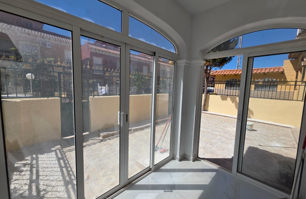 Revente - Dúplex -
Torrevieja - Torretas