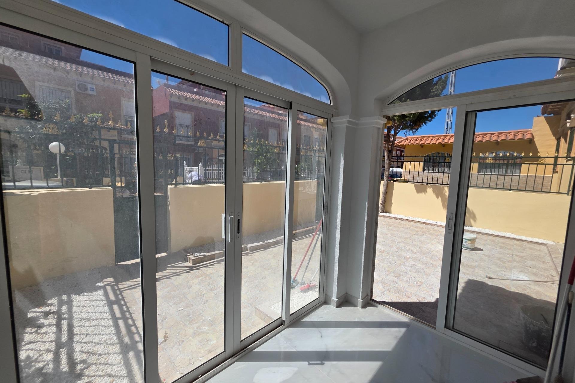 Revente - Dúplex -
Torrevieja - Torretas