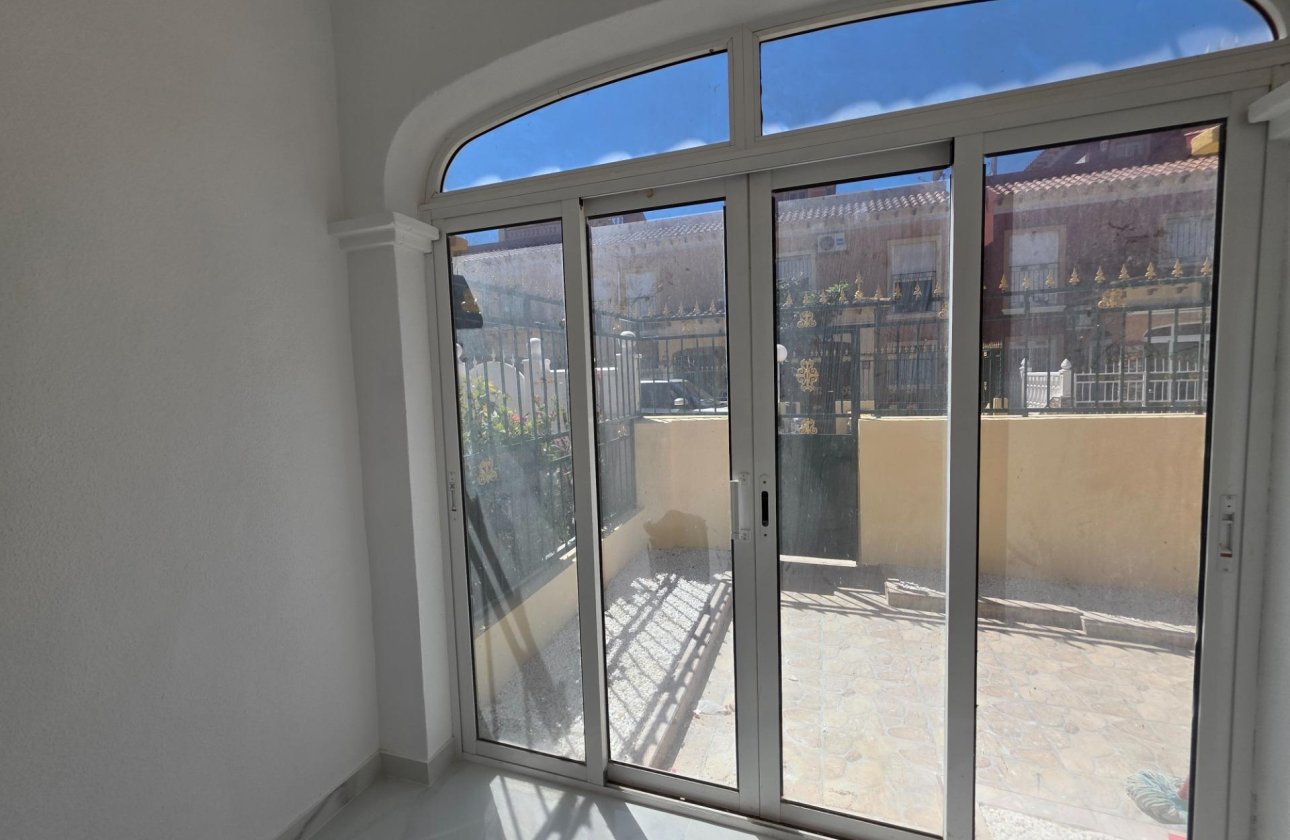 Revente - Dúplex -
Torrevieja - Torretas