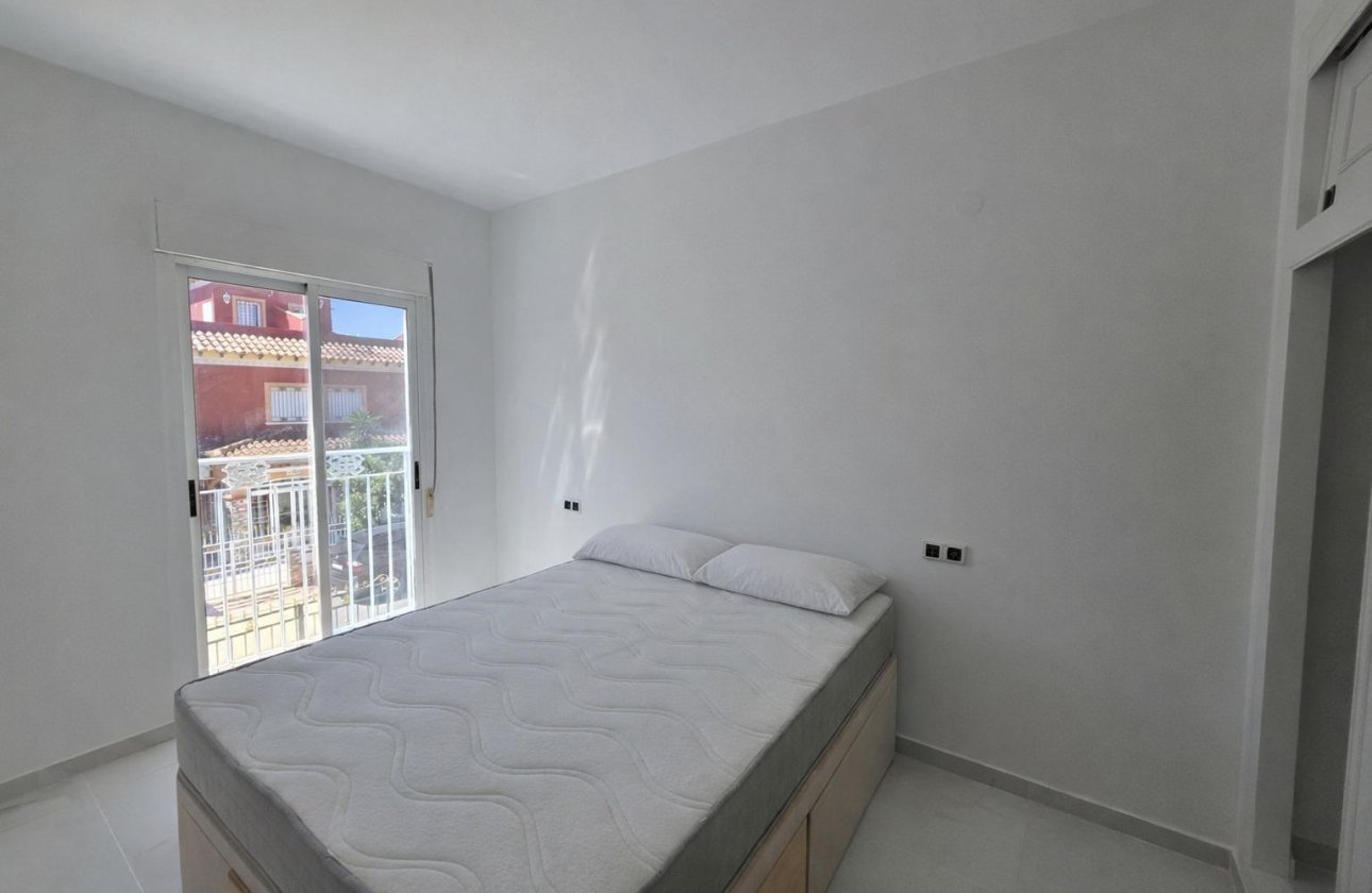 Revente - Dúplex -
Torrevieja - Torretas