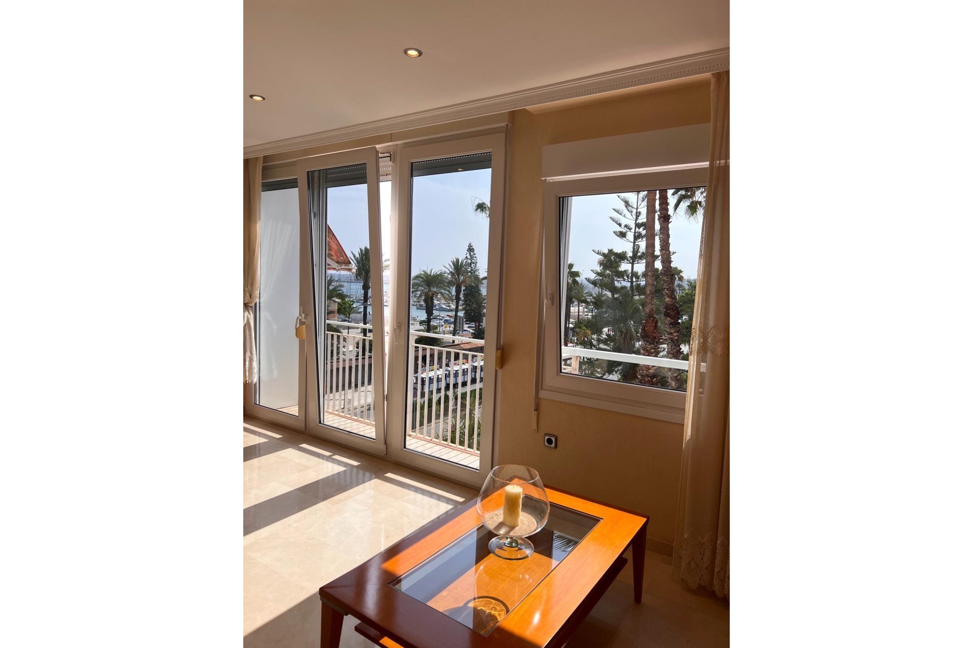 Revente - Dúplex -
Torrevieja