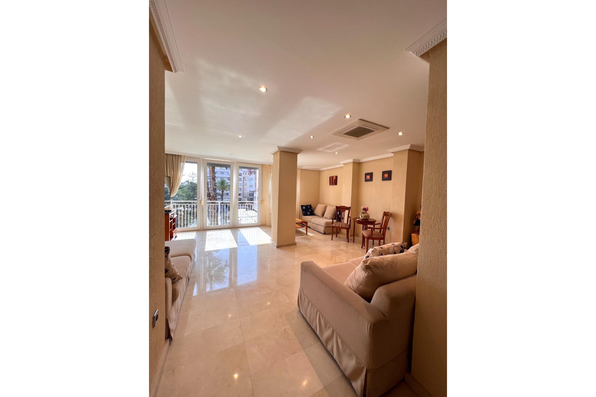 Revente - Dúplex -
Torrevieja