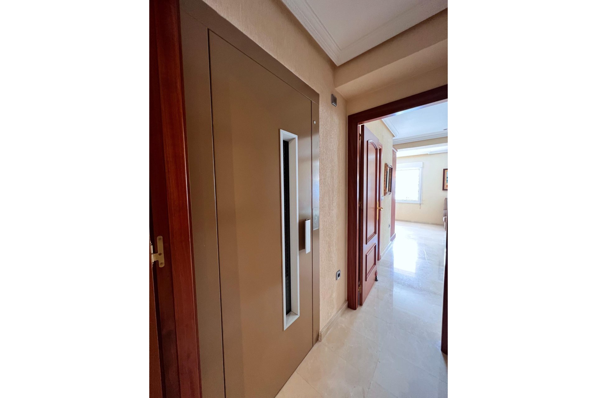 Revente - Dúplex -
Torrevieja