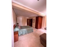 Revente - Dúplex -
Torrevieja