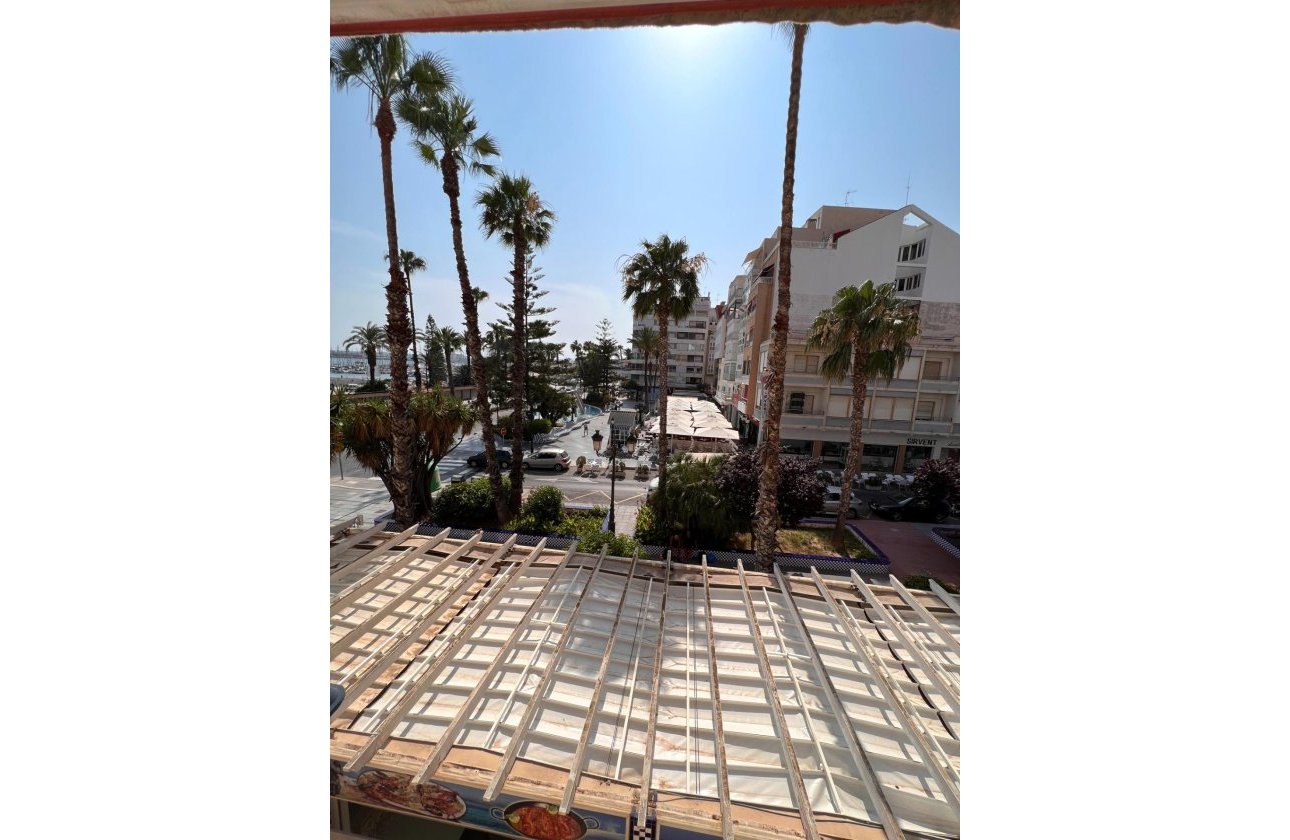 Revente - Dúplex -
Torrevieja