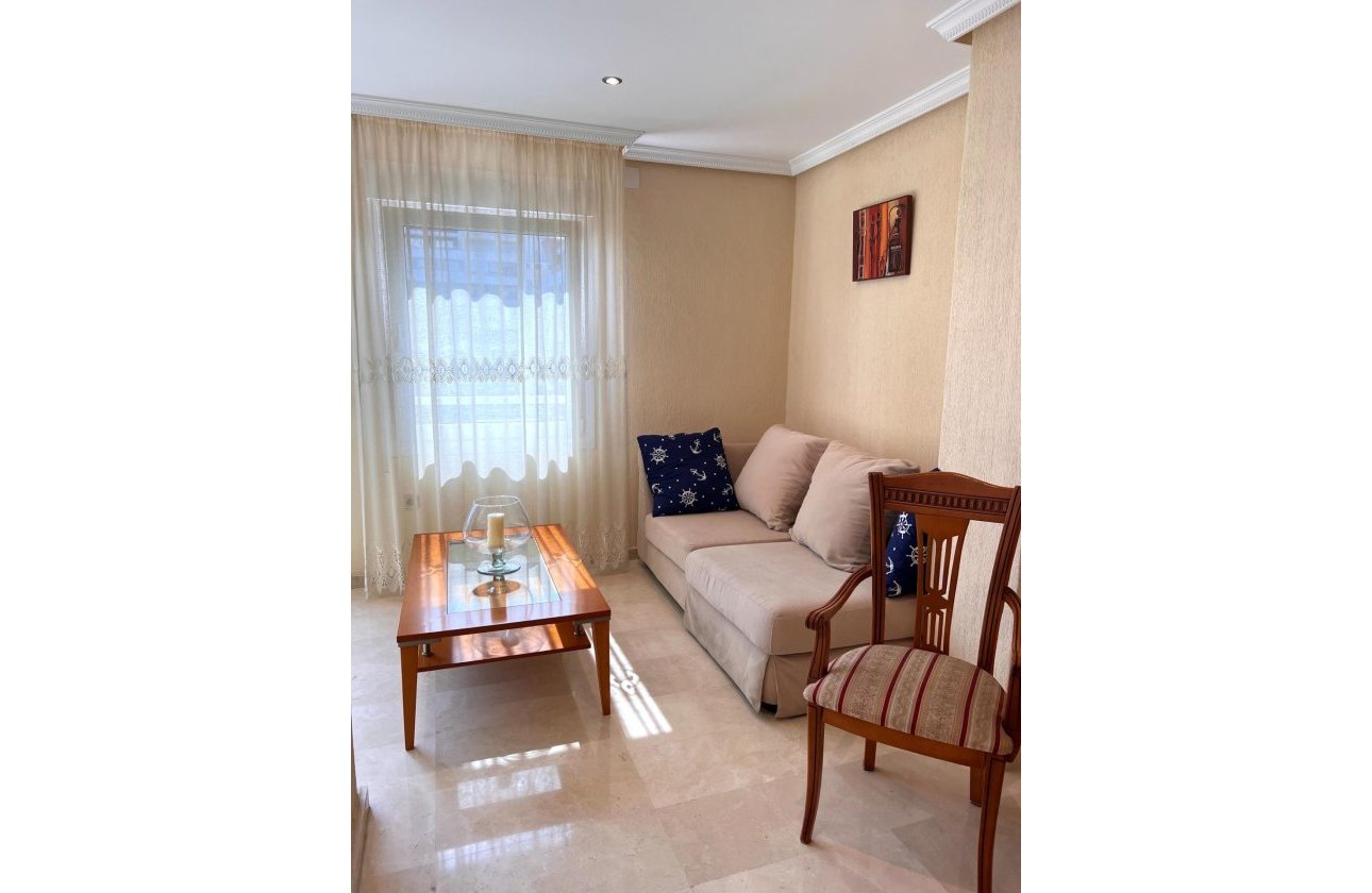 Revente - Dúplex -
Torrevieja