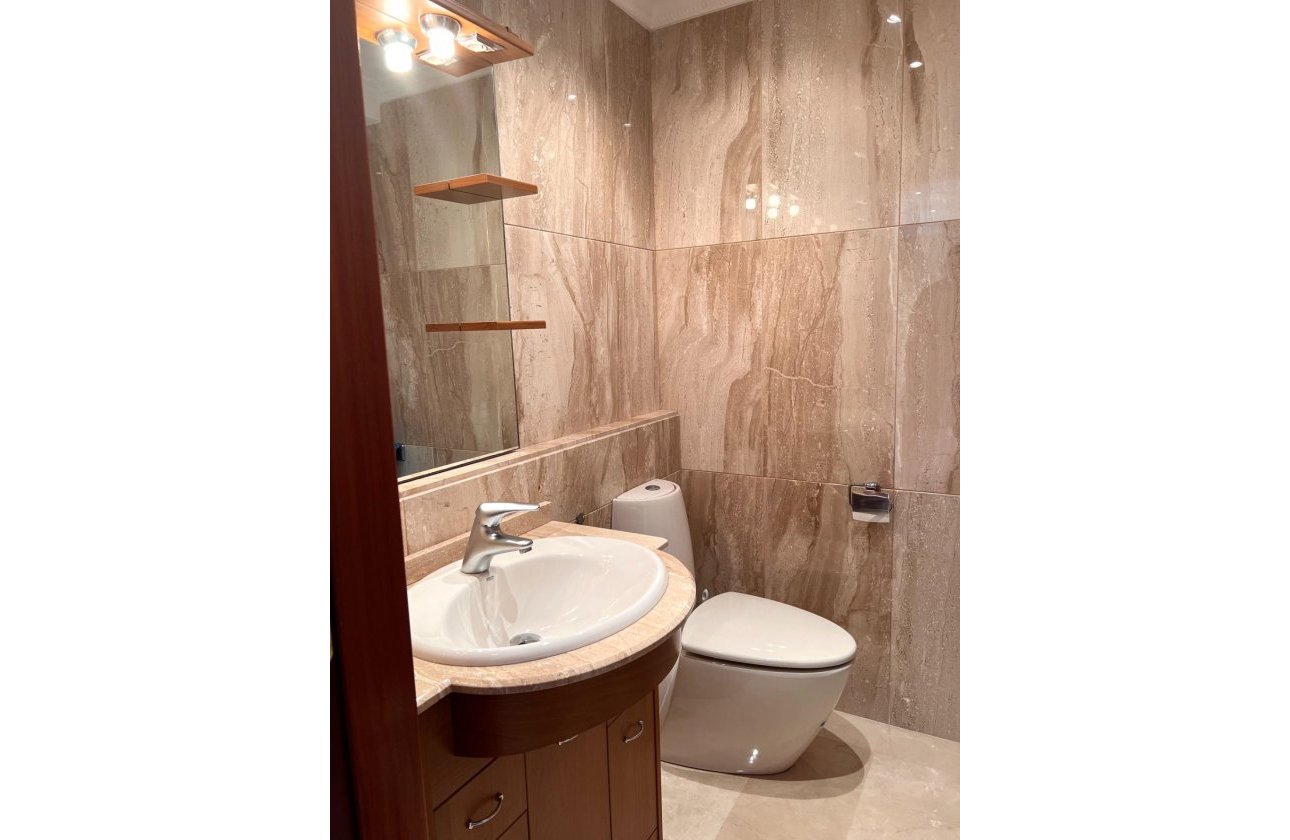 Revente - Dúplex -
Torrevieja