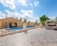 Revente - Finca -
Los Montesinos - Costa Blanca