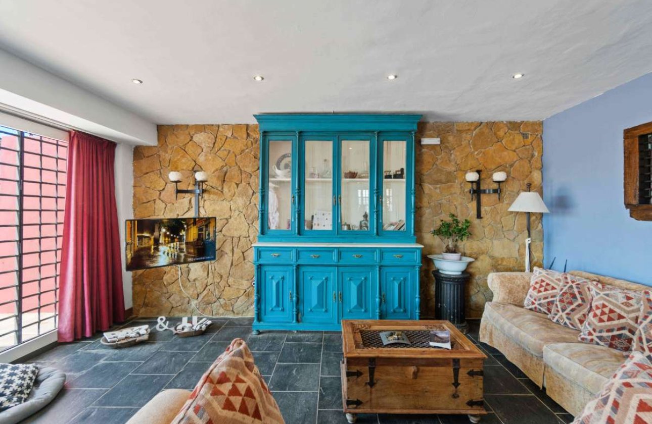 Revente - Finca -
Torremendo - Costa Blanca