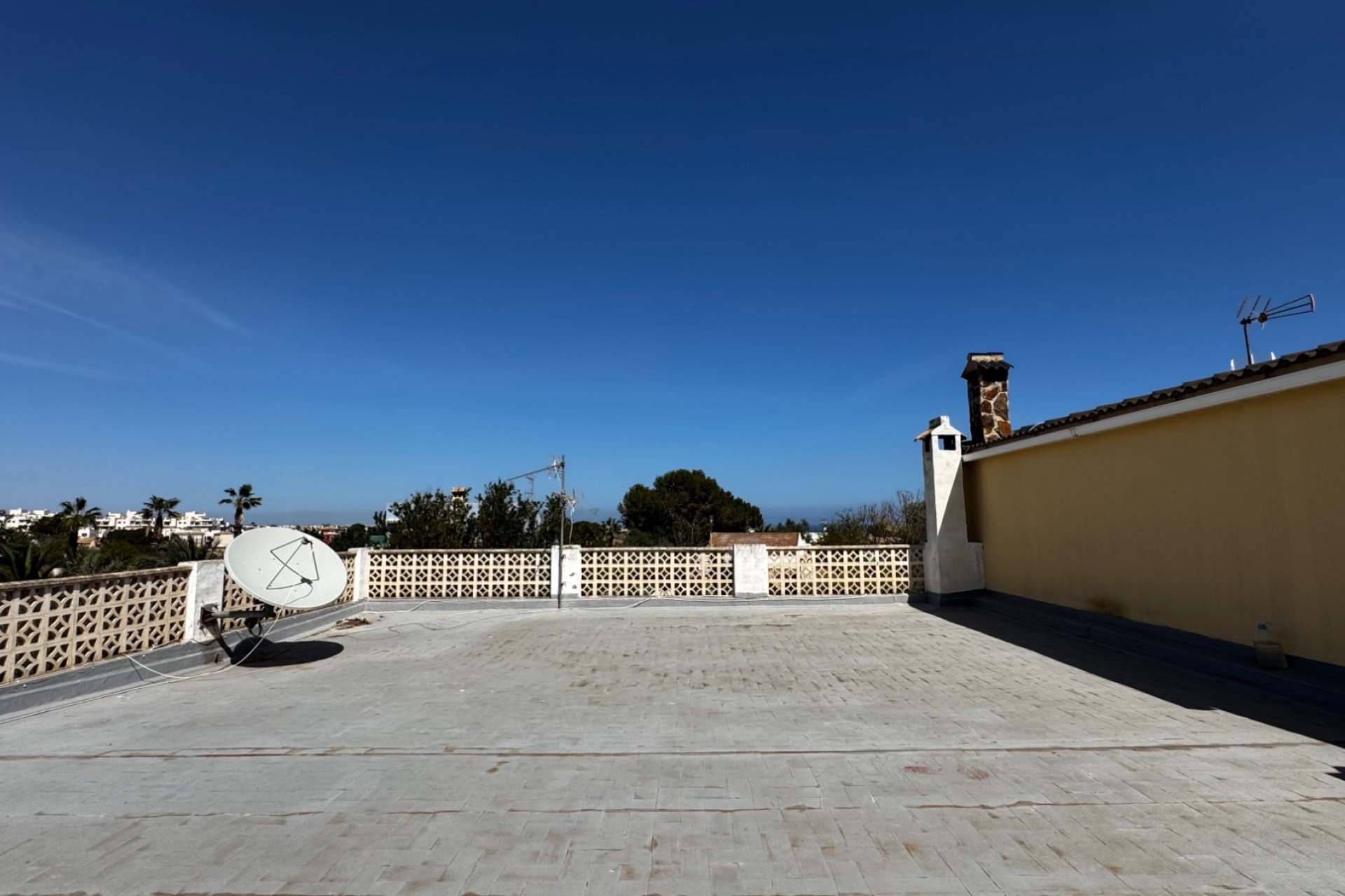 Revente - Maison -
Orihuela Costa - Montezenia