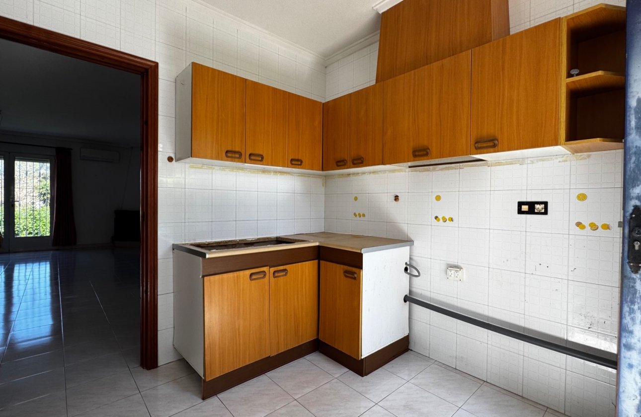 Revente - Maison -
Orihuela Costa - Montezenia