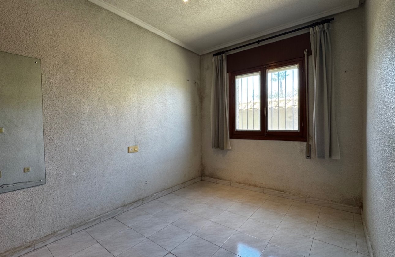 Revente - Maison -
Orihuela Costa - Montezenia