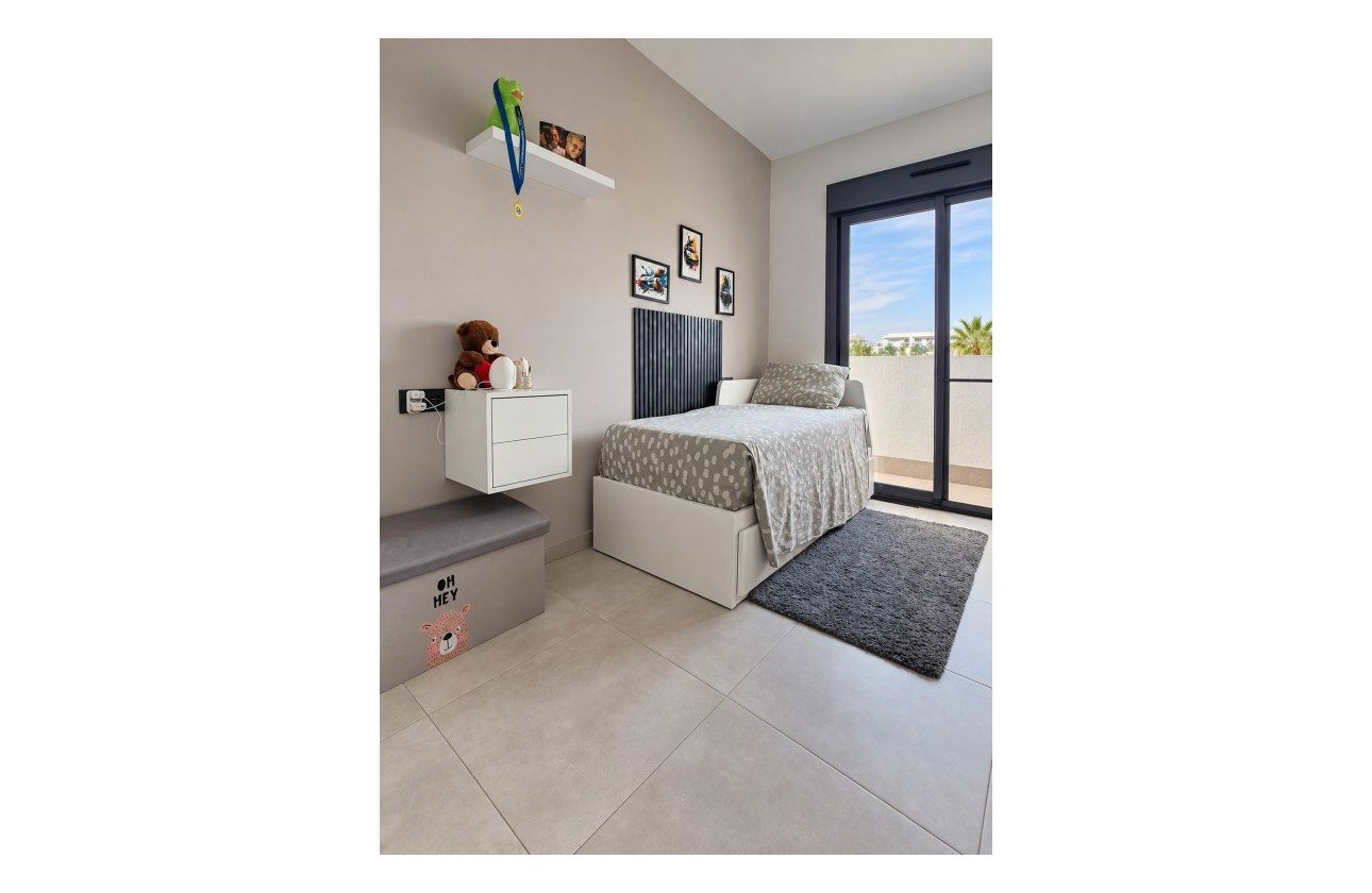 Revente - Penthouse -
El Raso - Costa Blanca