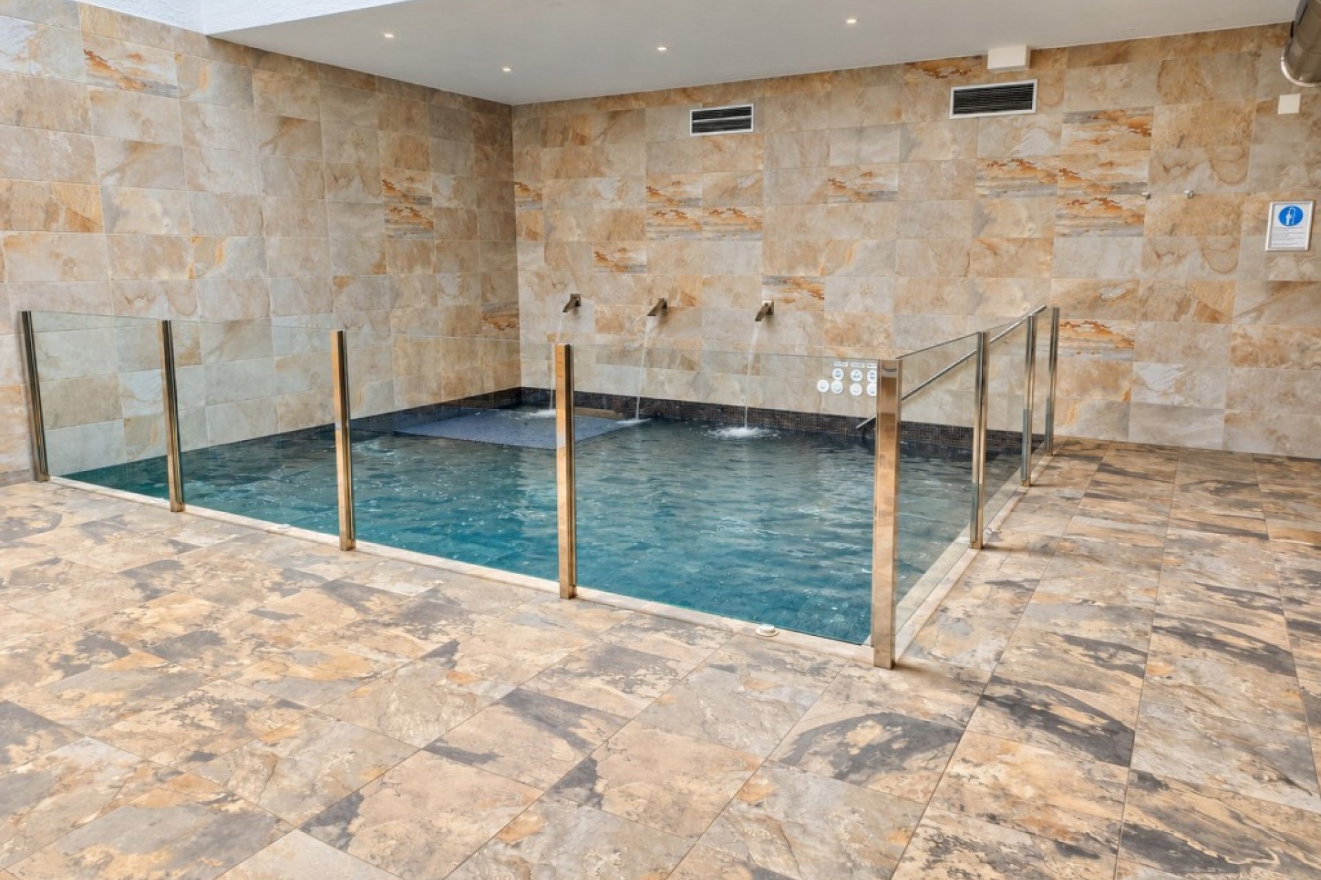 Revente - Penthouse -
El Raso - Costa Blanca
