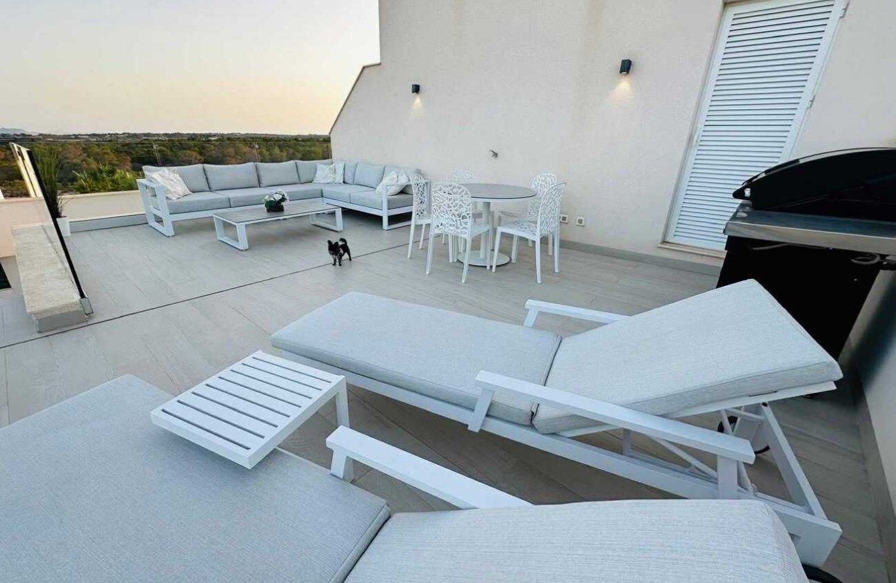 Revente - Penthouse -
Las Colinas Golf - Costa Blanca