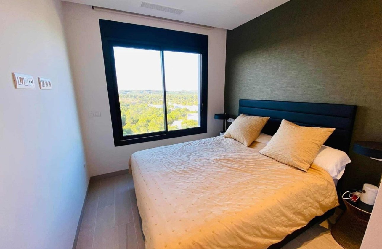 Revente - Penthouse -
Las Colinas Golf - Costa Blanca