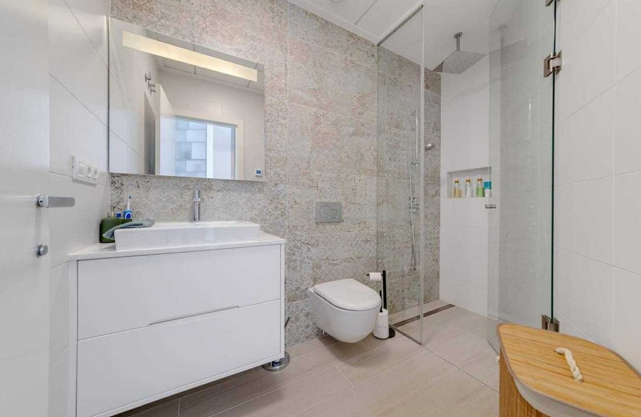 Revente - Penthouse -
Las Colinas Golf - Costa Blanca