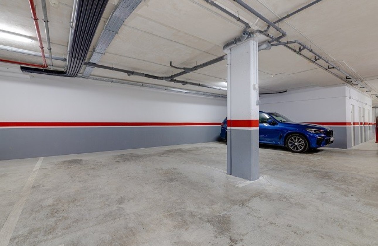 Revente - Penthouse -
Las Colinas Golf - Costa Blanca