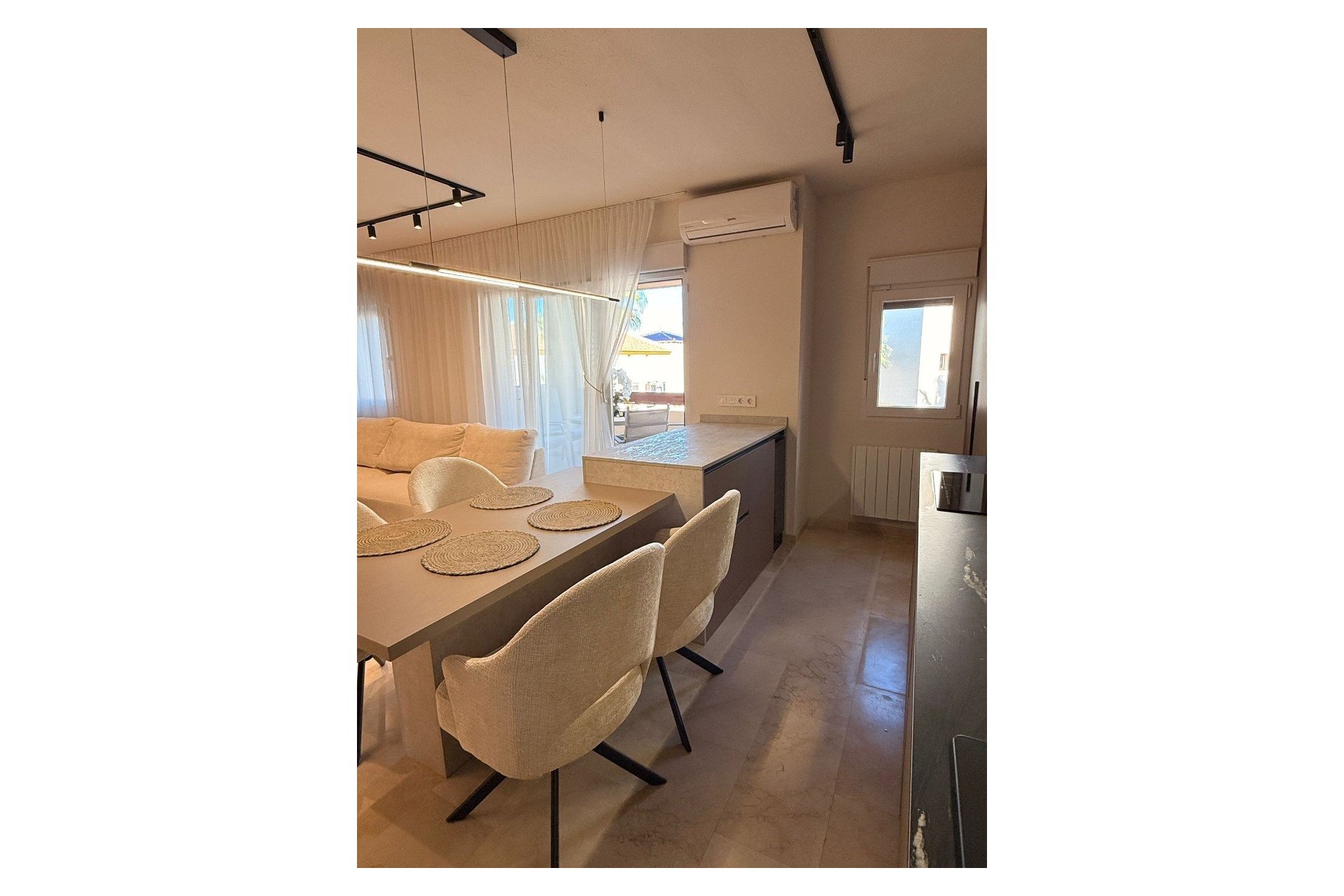 Revente - Penthouse -
Las Ramblas Golf - Inland