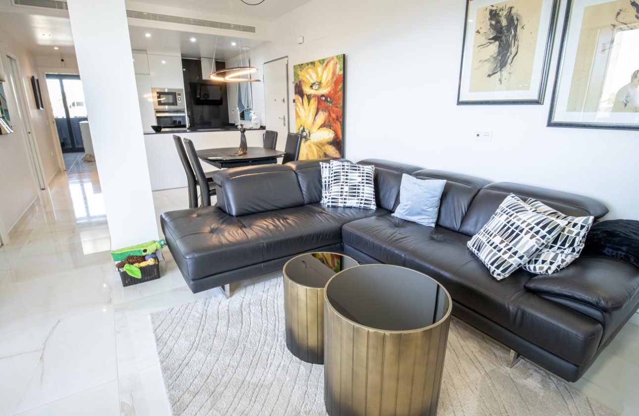 Revente - Penthouse -
Los Altos - AMANECER