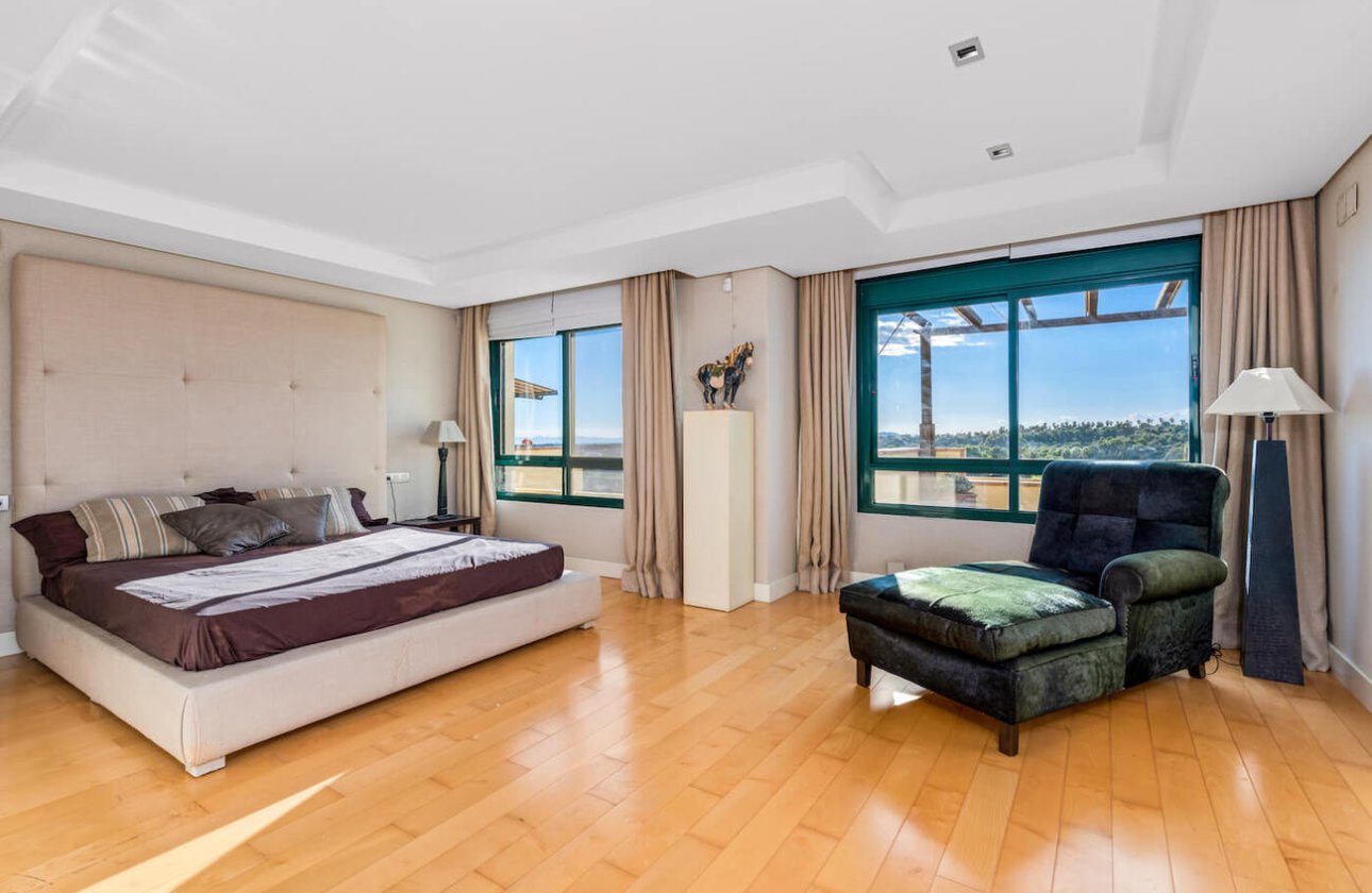 Revente - Penthouse -
Orihuela Costa - Campoamor