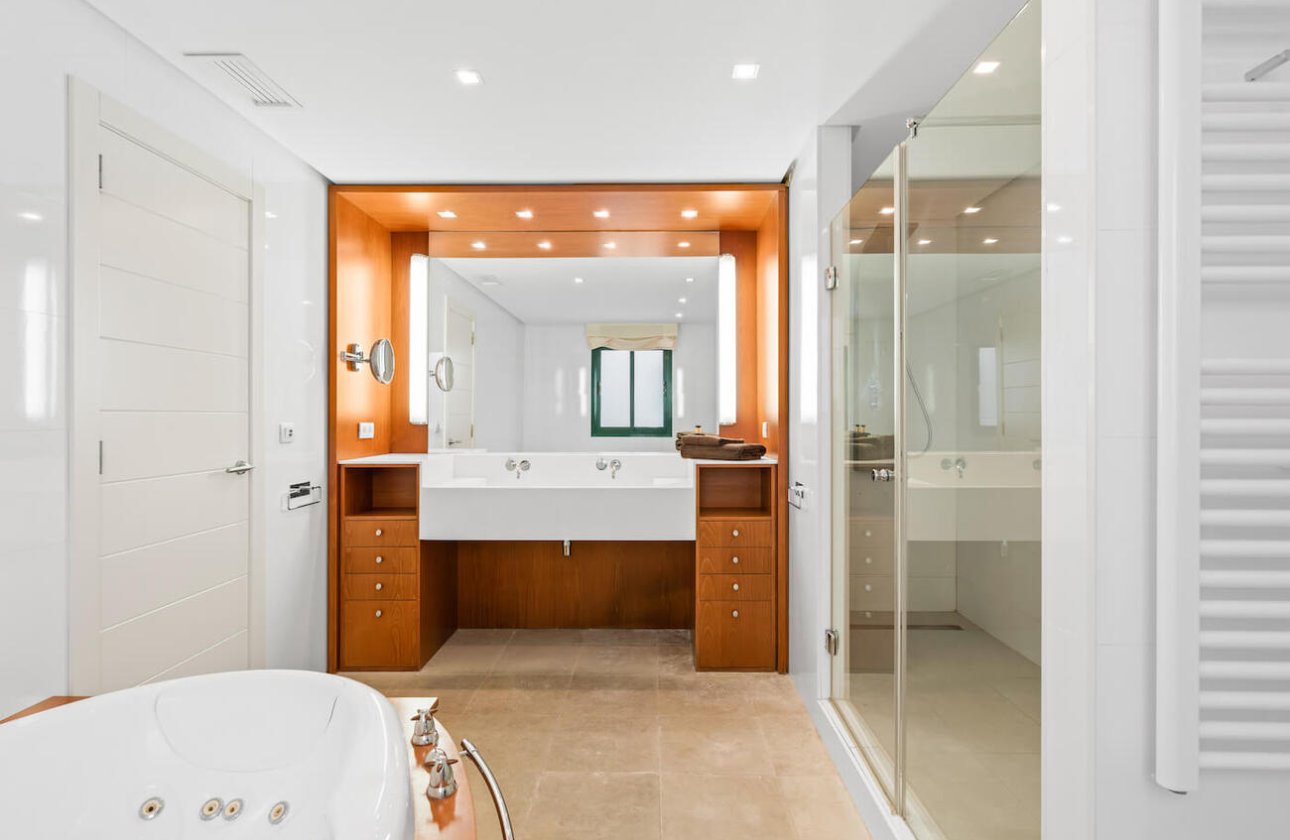 Revente - Penthouse -
Orihuela Costa - Campoamor