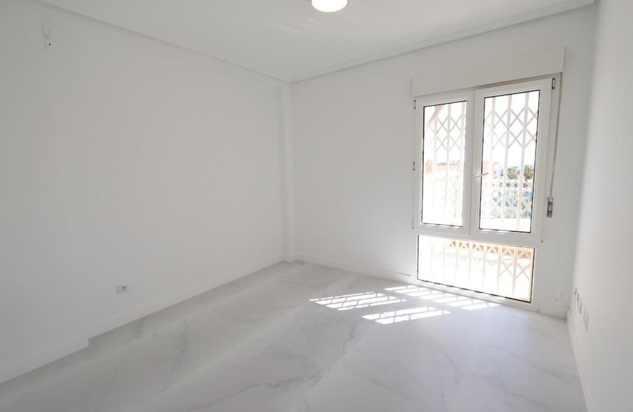 Revente - Penthouse -
Orihuela Costa - Costa Blanca