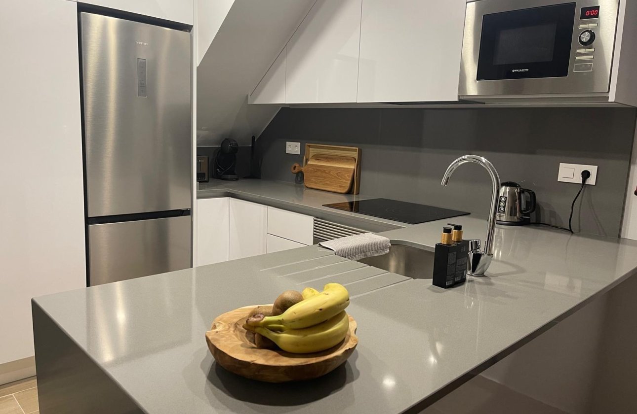 Revente - Penthouse -
Orihuela Costa - Las Filipinas