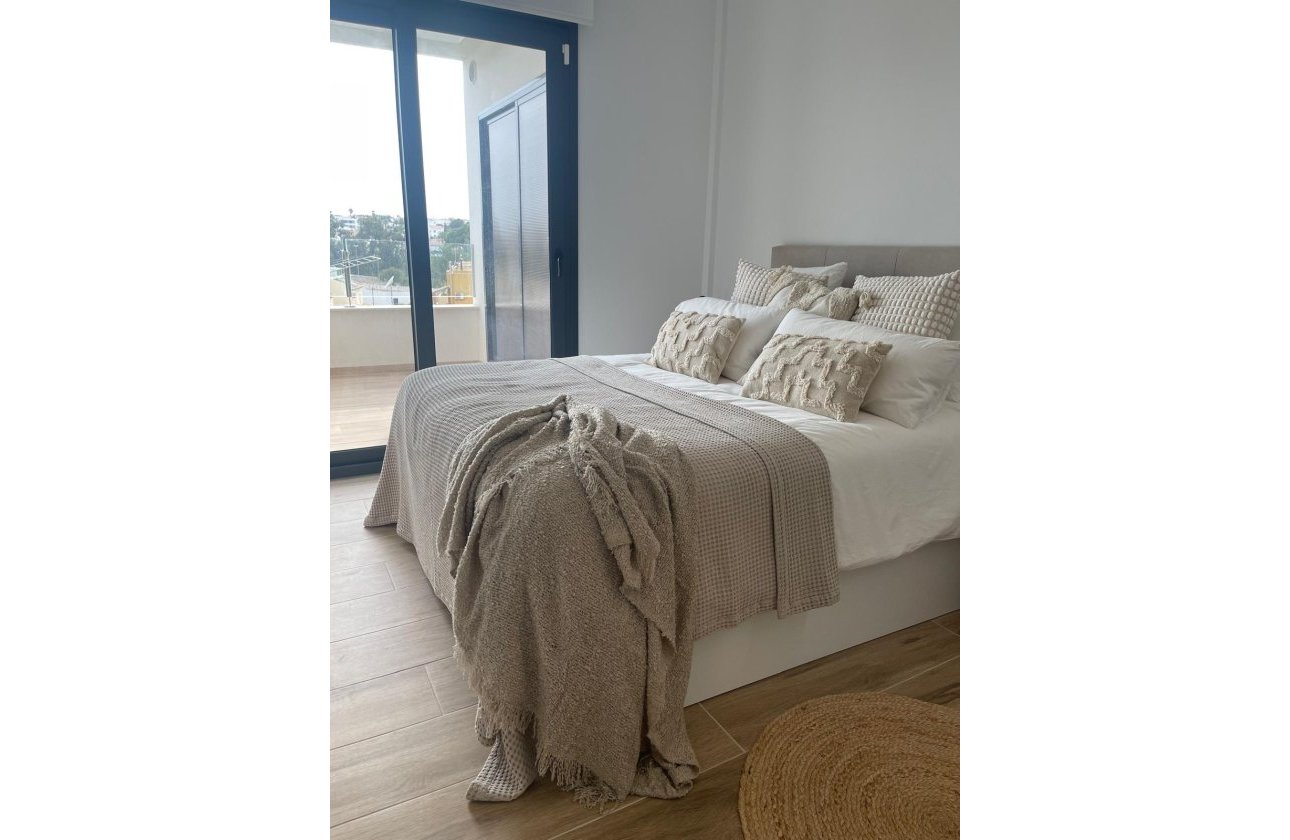 Revente - Penthouse -
Orihuela Costa - Las Filipinas