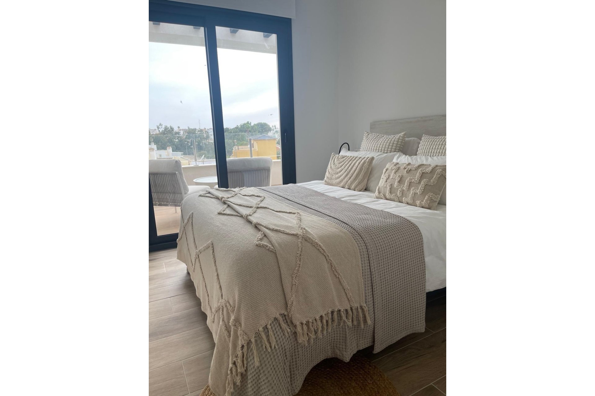 Revente - Penthouse -
Orihuela Costa - Las Filipinas