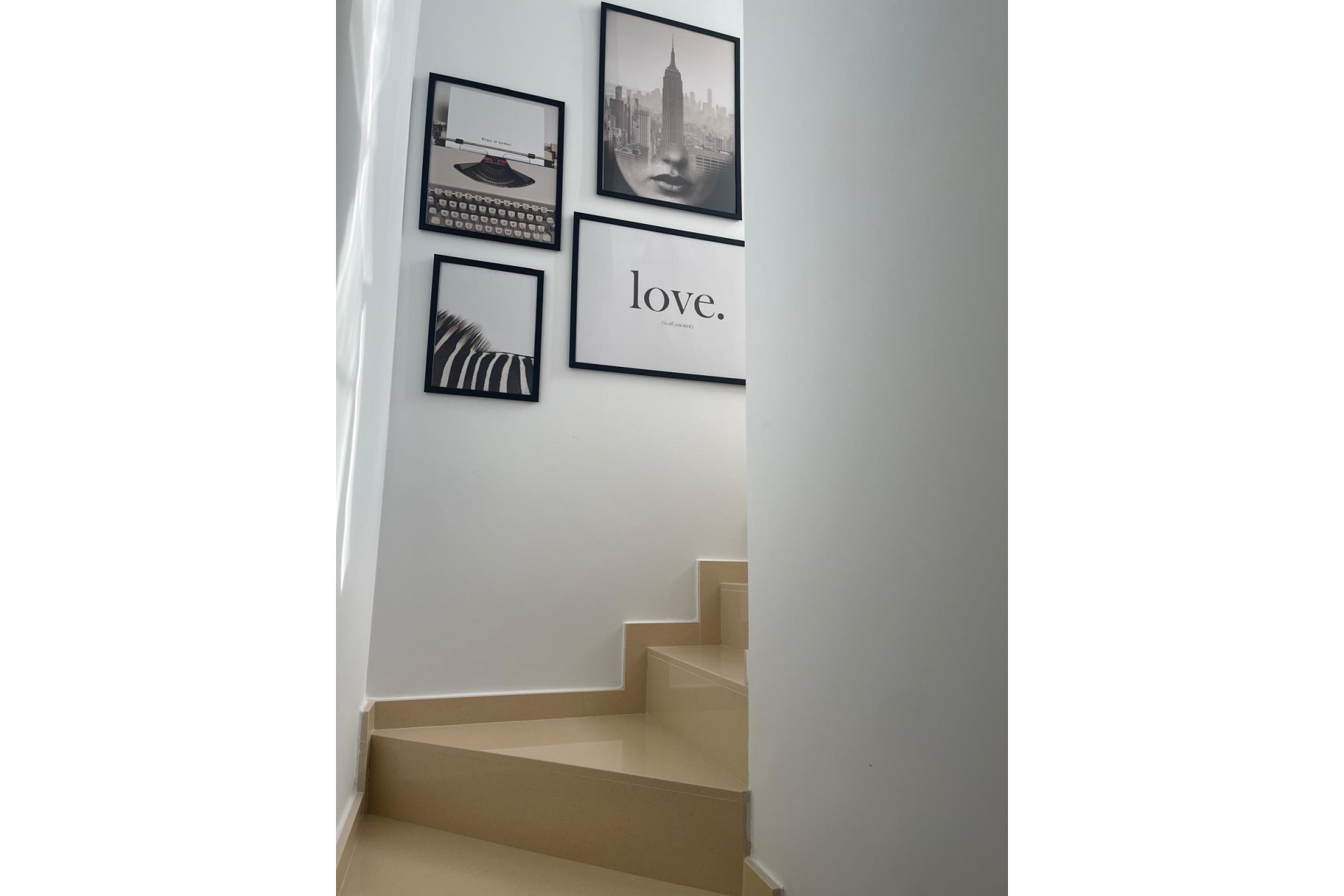 Revente - Penthouse -
Orihuela Costa - Las Filipinas