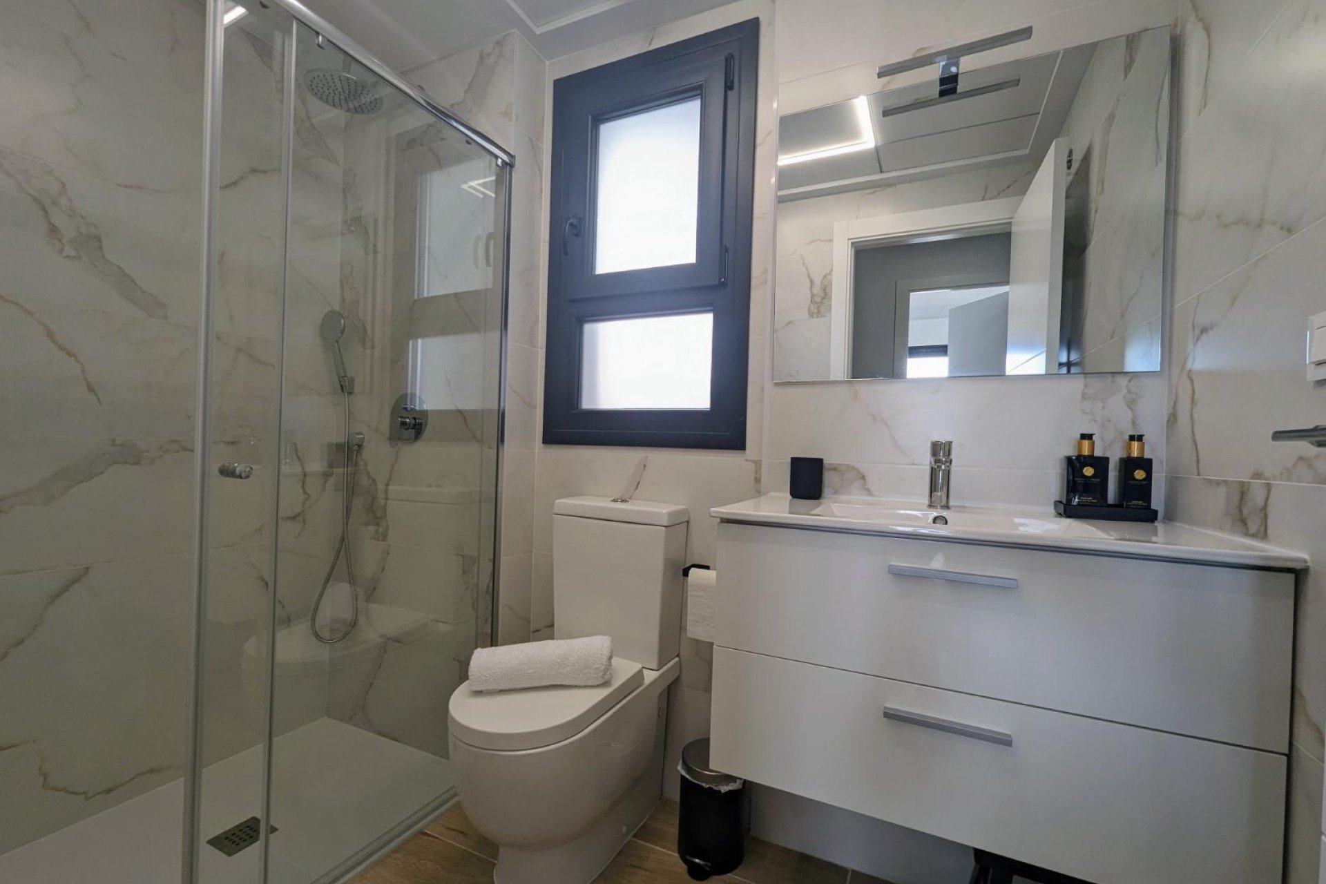 Revente - Penthouse -
Orihuela Costa - Las Filipinas