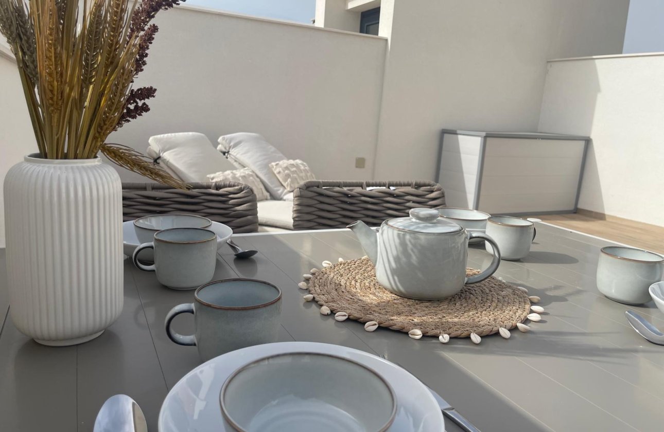Revente - Penthouse -
Orihuela Costa - Las Filipinas