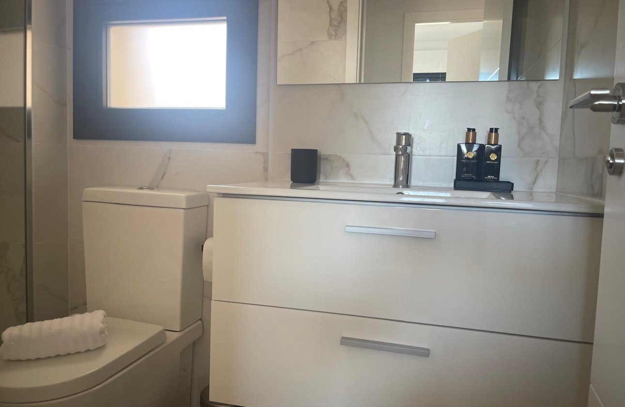 Revente - Penthouse -
Orihuela Costa - Las Filipinas