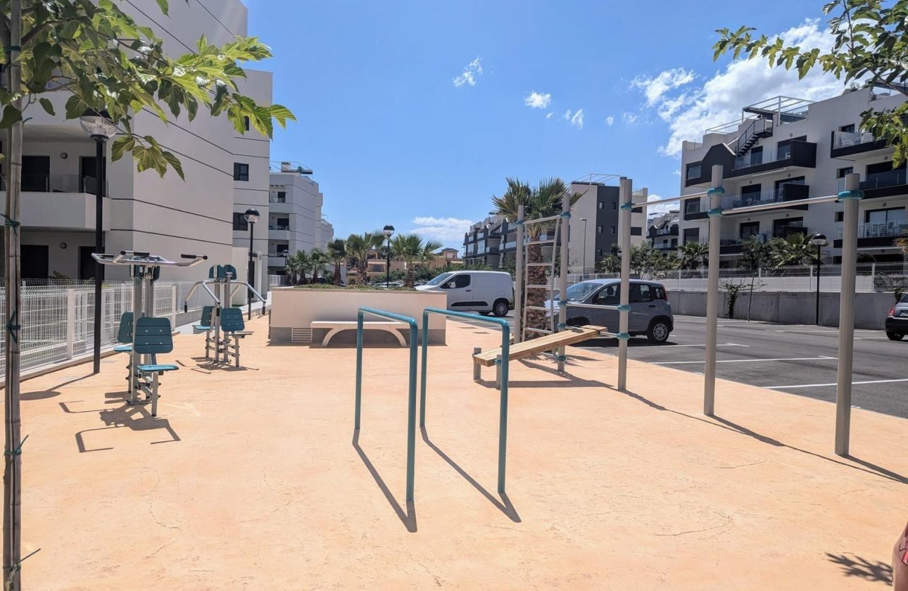 Revente - Penthouse -
Orihuela Costa - Las Filipinas