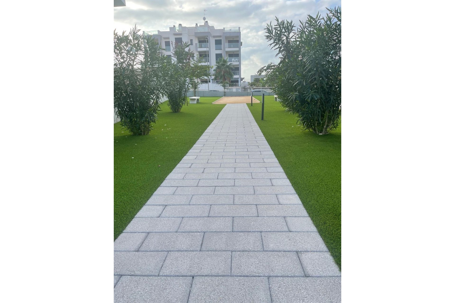 Revente - Penthouse -
Orihuela Costa - Las Filipinas