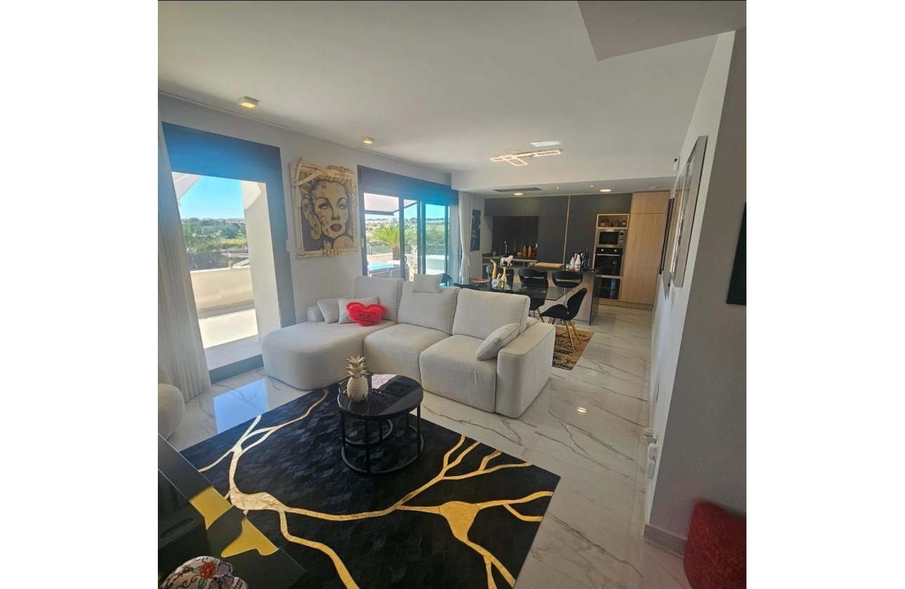 Revente - Penthouse -
Orihuela Costa - Los Almendros-la Florida