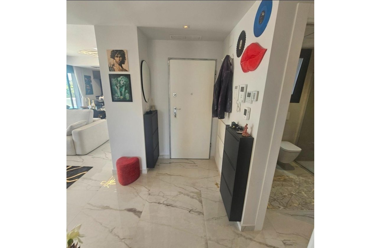 Revente - Penthouse -
Orihuela Costa - Los Almendros-la Florida