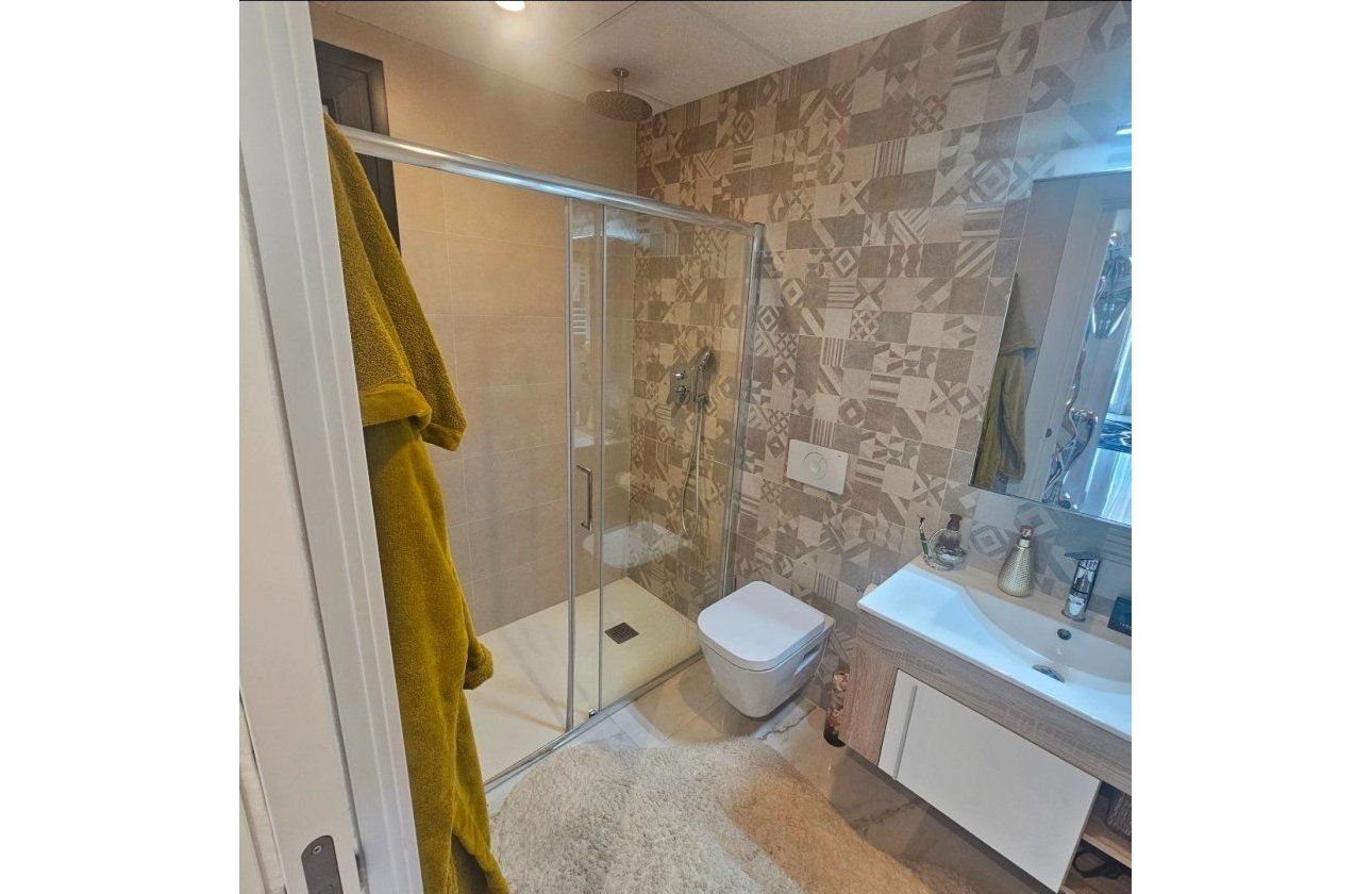 Revente - Penthouse -
Orihuela Costa - Los Almendros-la Florida