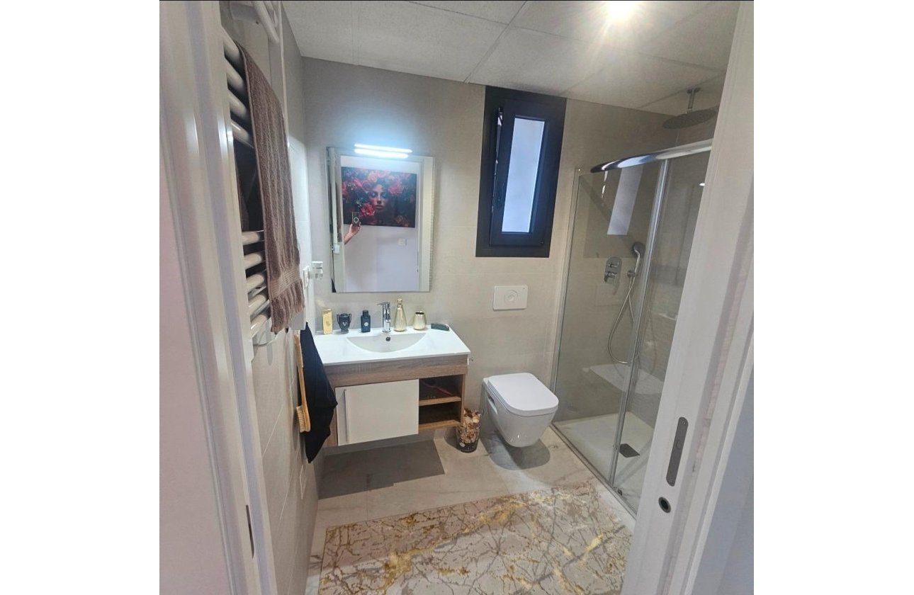 Revente - Penthouse -
Orihuela Costa - Los Almendros-la Florida